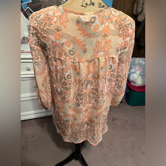 Orange designed blouse - Picture 2 of 2